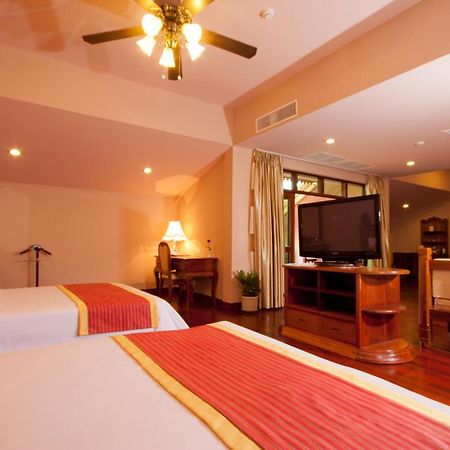 Angkor Era Hotel Siem Reap Bagian luar foto