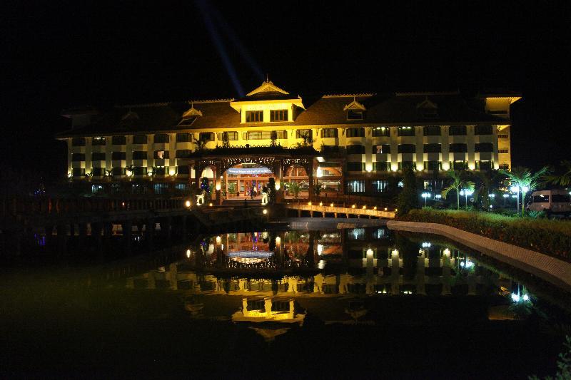 Angkor Era Hotel Siem Reap Bagian luar foto
